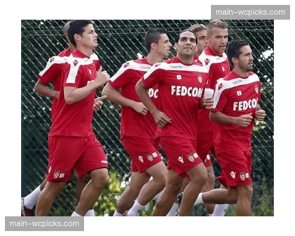 历史回顾:2010年代至今,法甲联赛球队平均防守线高度(米)的逐年变化与战术思潮关联 历史回顾:2010年代至今,法甲联赛球队平均防守线高度(米)的逐年变化与战术思潮关联